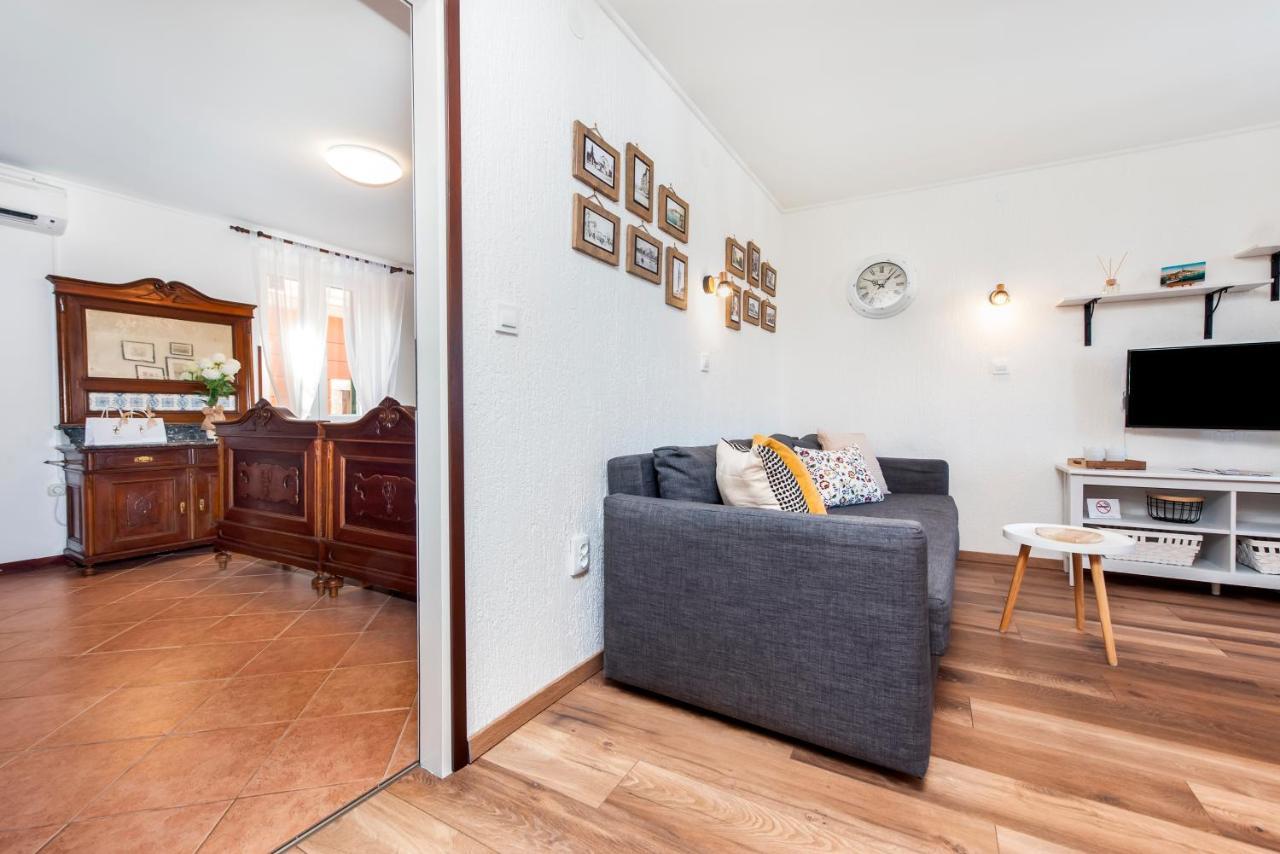 Ferienwohnung Perla Adriatica Rovinj Exterior foto